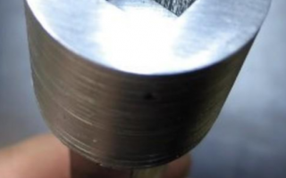 Как сделать квадратное отверстие в металле?