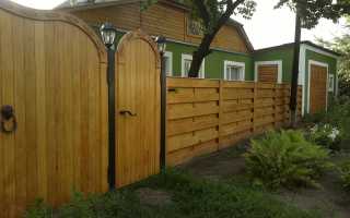 Как построить деревянный забор своими руками?