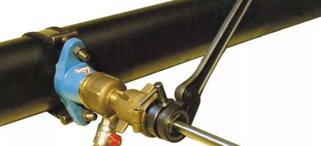 Врезка полиэтиленовой трубы в стальную